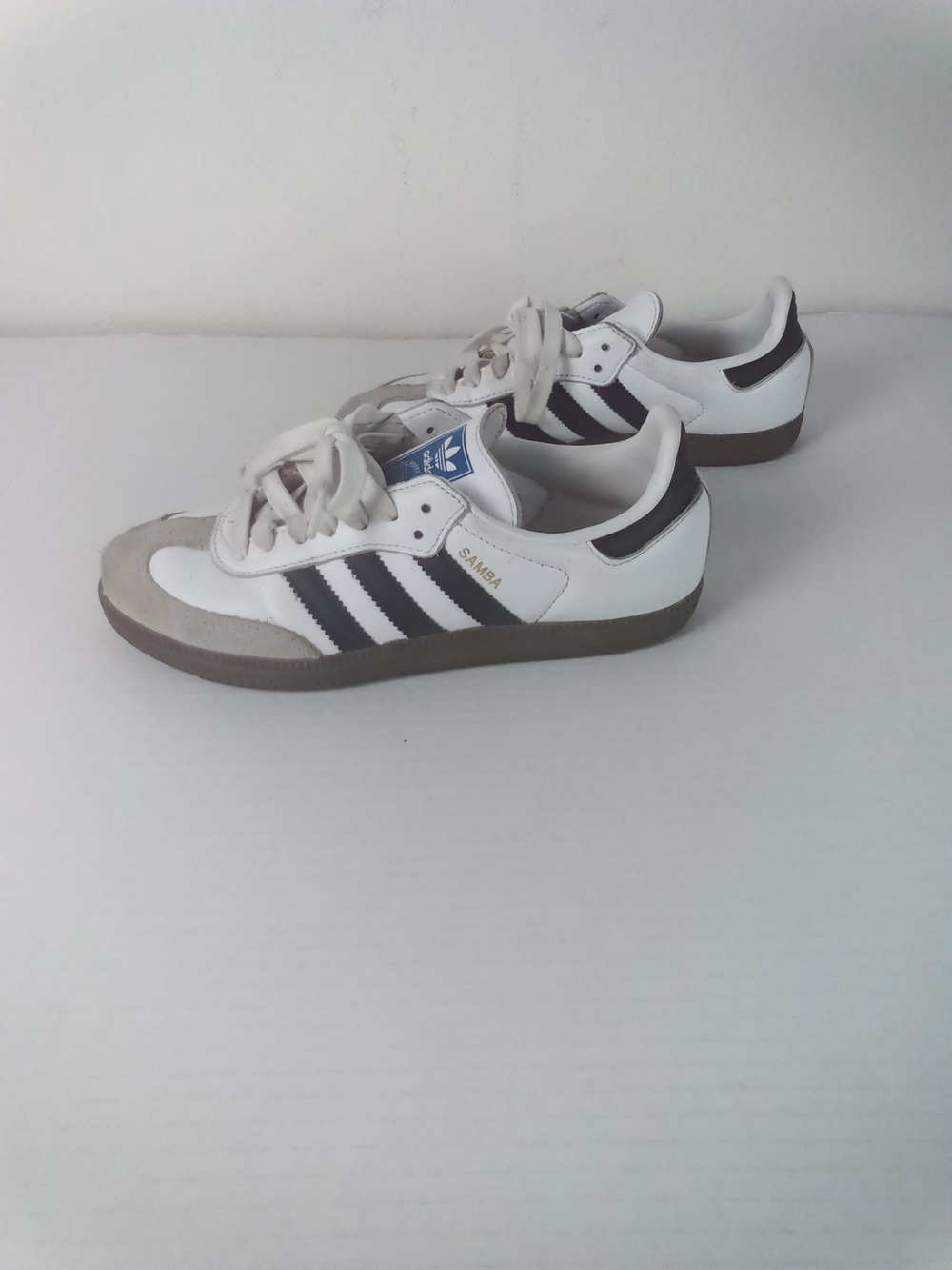 Adidas Samba Classic OG Sneakers in White/Black Size W 5.5 EUC